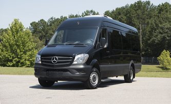 Mercedes-Benz Sprinter minibus