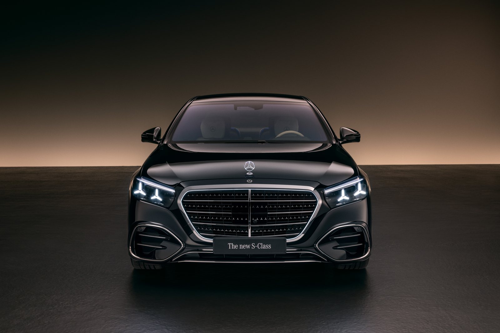 Executive sedan — Mercedes-Benz E-Class